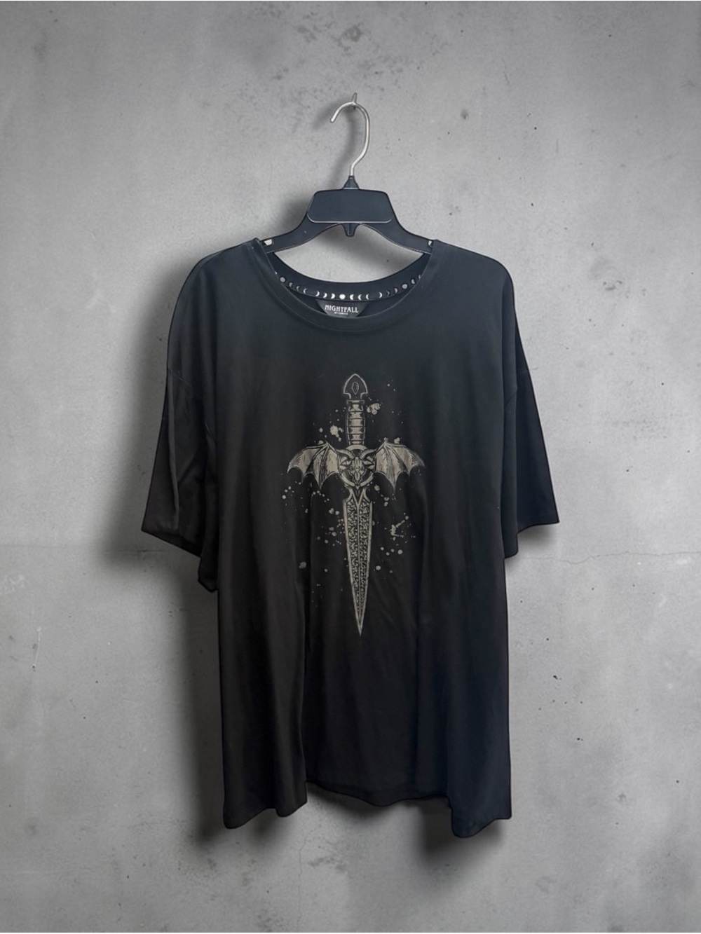 Torrid Nightfall Oversized Heritage Jersey Tee Tshirt Goat Dagger NWT 4 4X 26